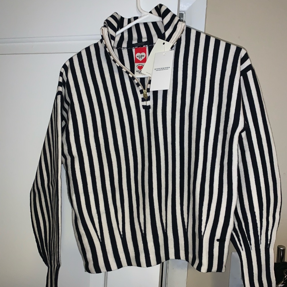 Scotch and soda croptop sweater